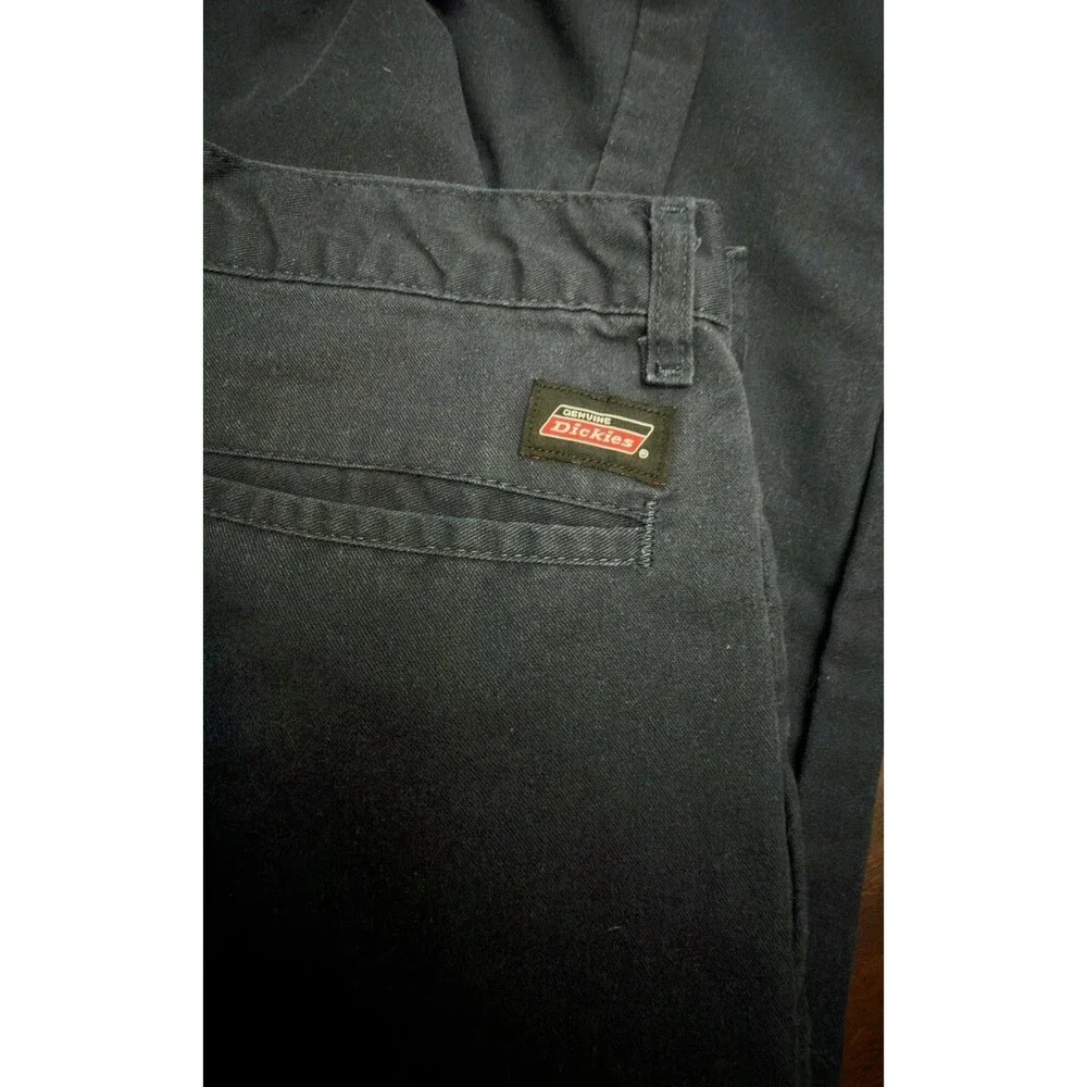 Dickies Men's Work Pants. 36x32. Navy blue.  Great condition. With pockets - Picture 4 of 4